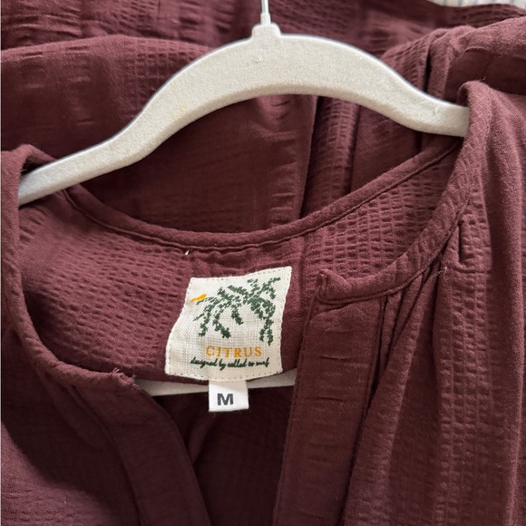 Citrus Textured Dress- Burgundy - Picture 2 of 3